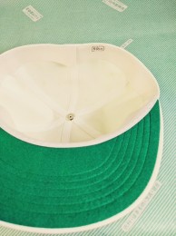 【帽子】野球帽　白 キャップ　つば タグ