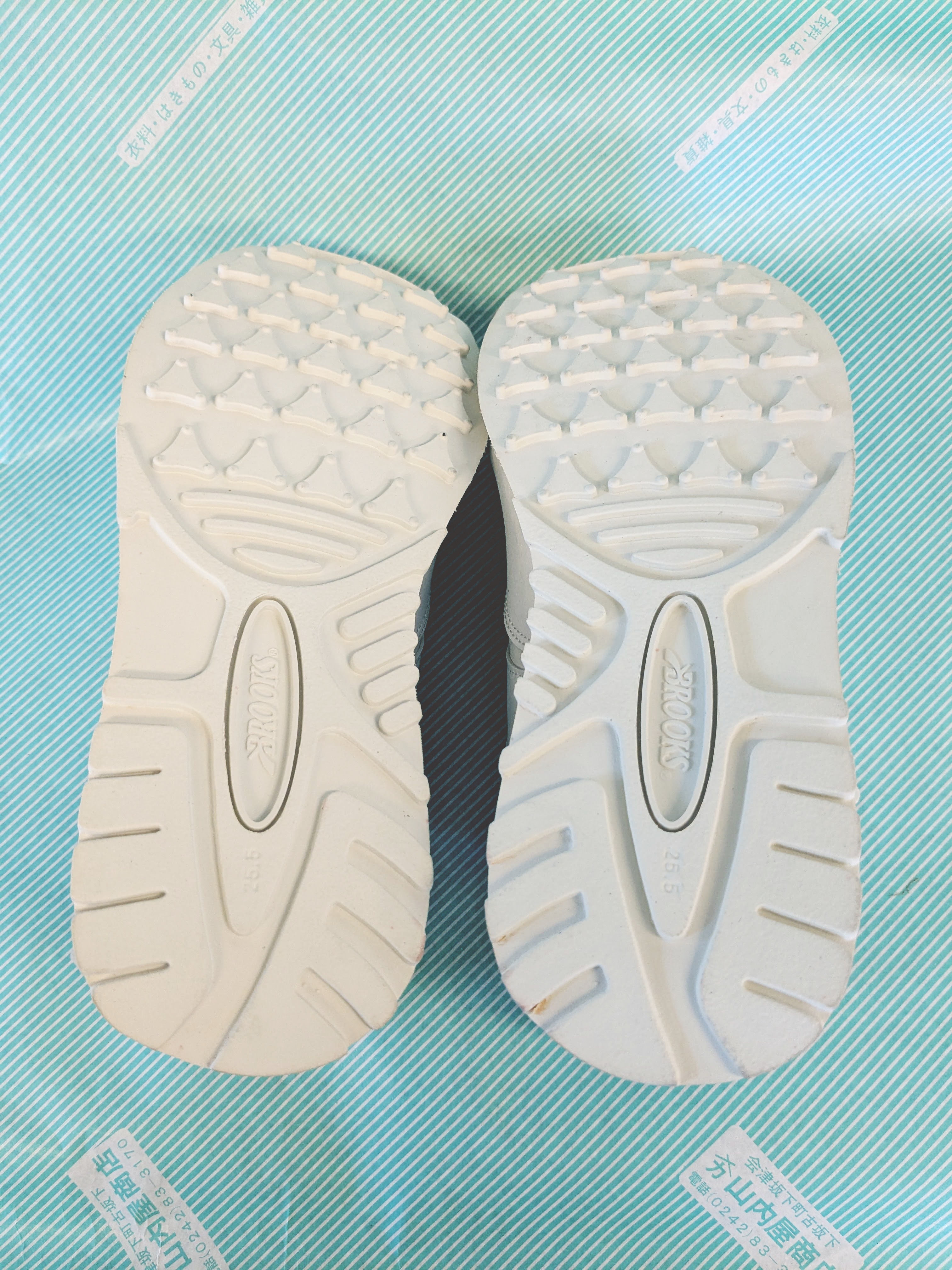 【運動靴】BROOKS M05 ホワイト シューズの商品画像4