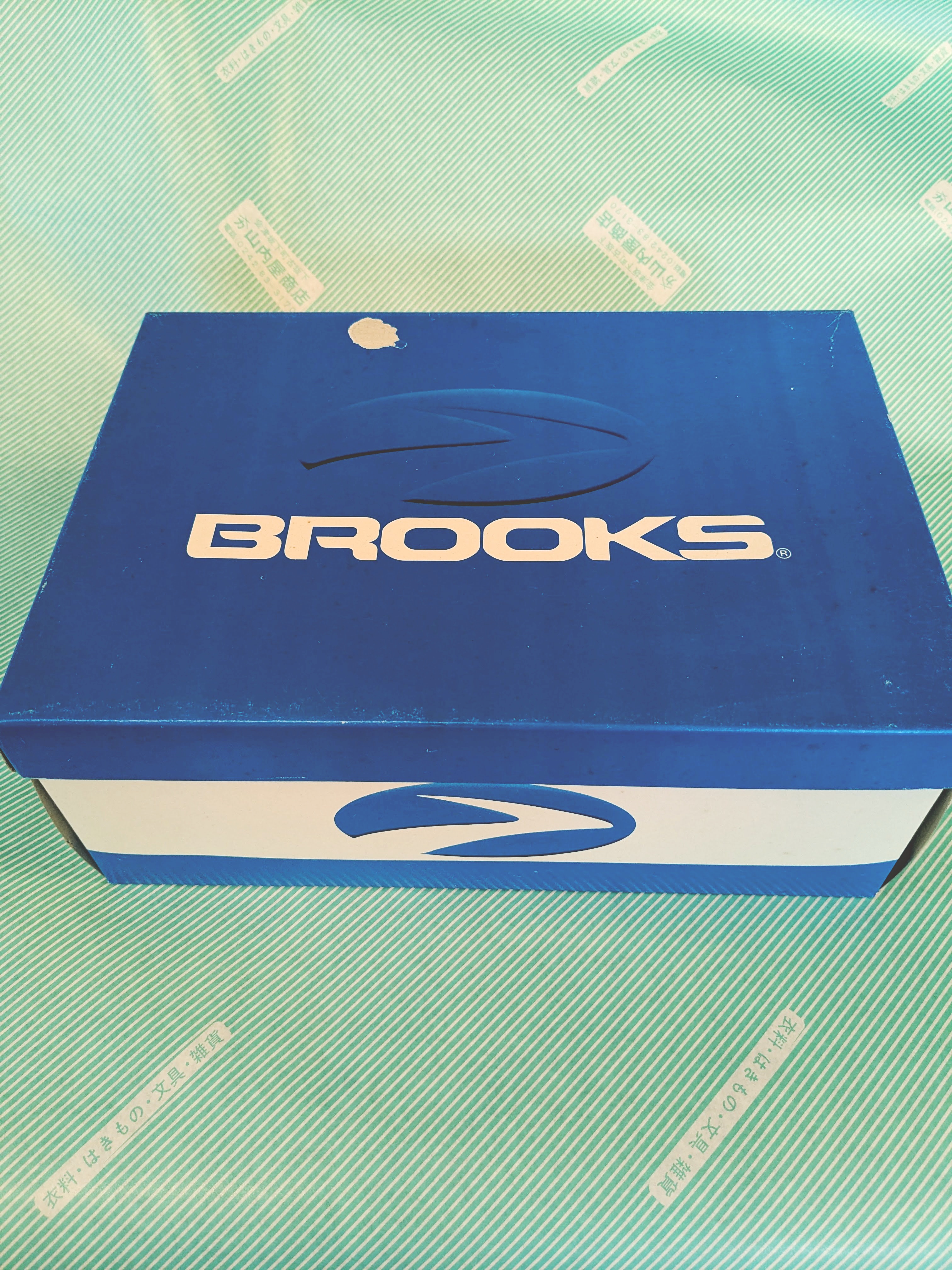 【運動靴】BROOKS M05 ホワイト シューズの商品画像2