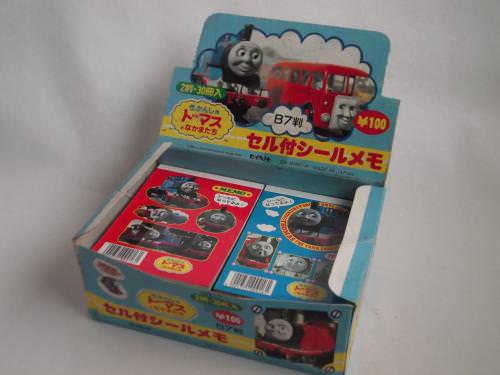 【メモ帳】セル付シールメモ きかんしゃトーマス 2種