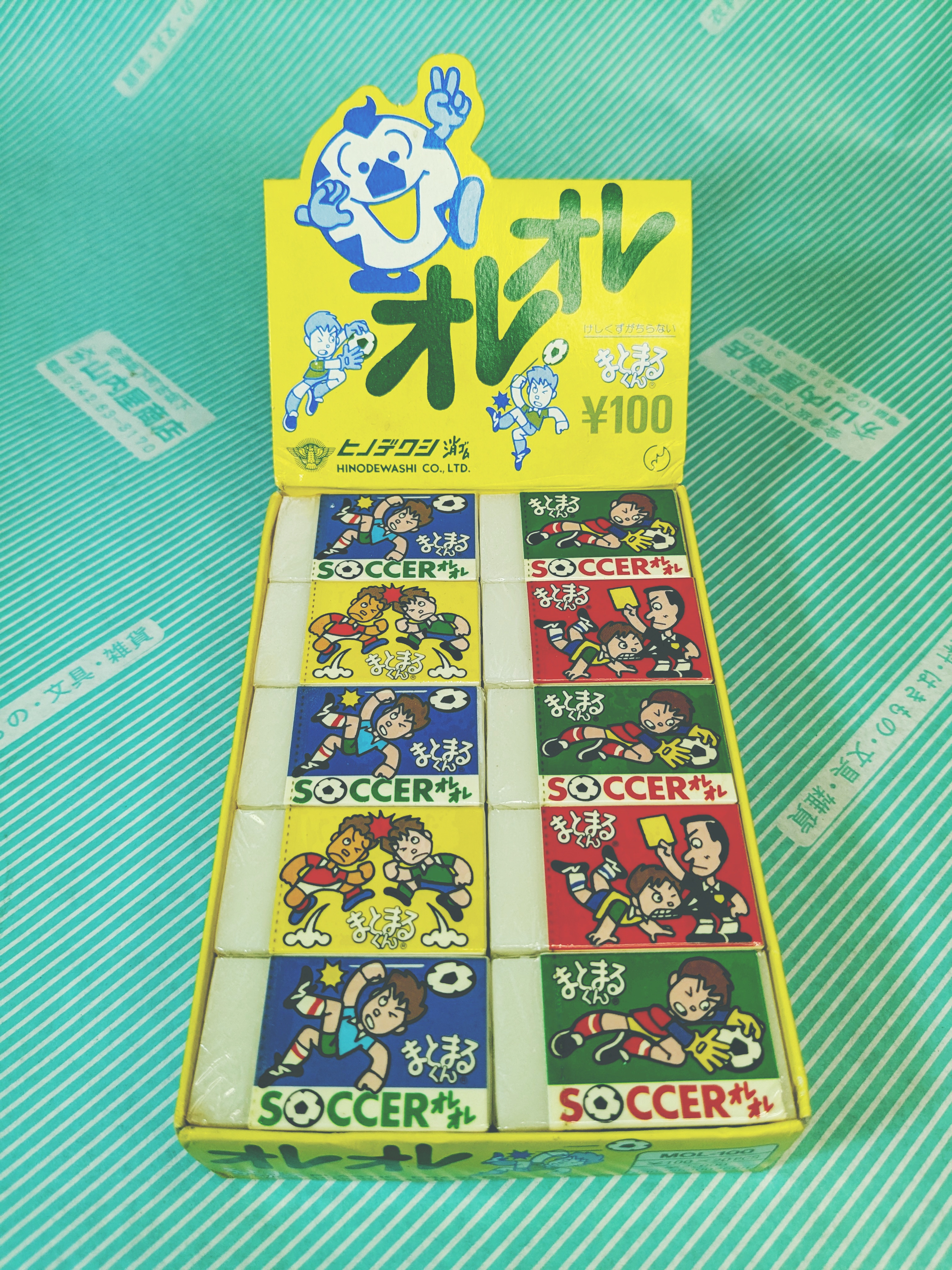 【消しゴム】ヒノデワシ まとまるくん オレオレ サッカー 2種類