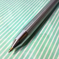 【ボールペン】三菱鉛筆 ノック式2色ボールペン ペン先