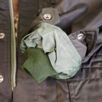 【ジャンパー】防寒作業服 ドカジャン 襟ファー 濃い緑色 袖