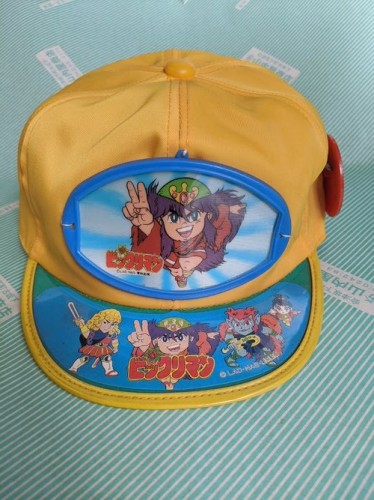 【帽子】新ビックリマン　子供用　帽子　バッチ付き　黄色