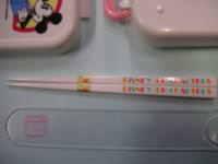 【お弁当箱】ディズニー ミッキー&ミ はし箱内蔵 箸付き 箸
